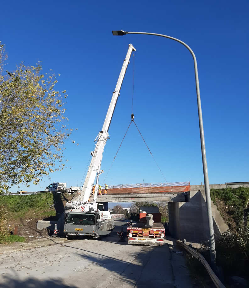 LIEBHERR LTM 1055